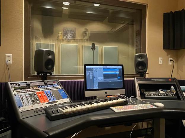 Crescent Underground Recording Studio (CURS) | Morse College